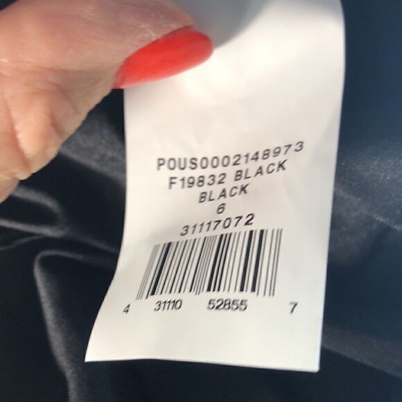 David’s Bridal DB Studio Celebrate full length black one shoulder gown size 6 - Picture 11 of 11